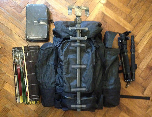 backpack for plein air painters